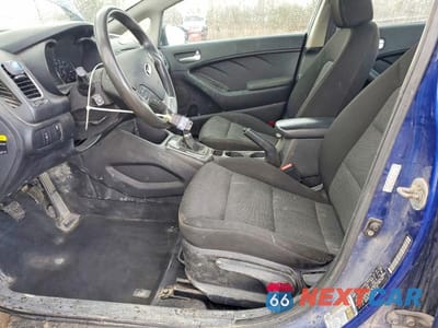 Zdjęcie 7 z 12 samochodu: 2017 KIA FORTE LX VIN:3KPFK4A76HE029478 - miniatura
