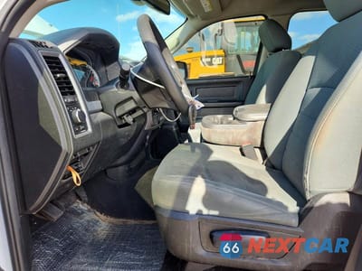 Zdjęcie 7 z 12 samochodu: 2020 RAM 1500 CLASSIC TRADESMAN VIN:1C6RR6FG2LS158408 - miniatura