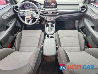 Zdjęcie 8 z 13 samochodu: 2022 KIA FORTE LXS VIN:3KPF24ADXNE443204 - miniatura