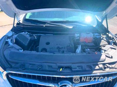 Zdjęcie 7 z 10 samochodu: 2021 BUICK ENCLAVE ESSENCE VIN:5GAERBKW4MJ263991 - miniatura