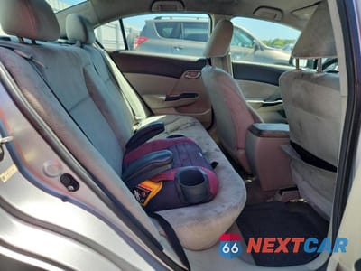 Zdjęcie 10 z 11 samochodu: 2012 HONDA CIVIC LX VIN:19XFB2F57CE015688 - miniatura