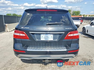 Zdjęcie 6 z 13 samochodu: 2015 MERCEDES-BENZ ML 250 BLUETEC VIN:4JGDA0EB8FA473734 - miniatura