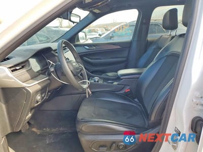 Zdjęcie 7 z 13 samochodu: 2024 JEEP GRAND CHEROKEE LAREDO VIN:1C4RJHAG7RC256145 - miniatura