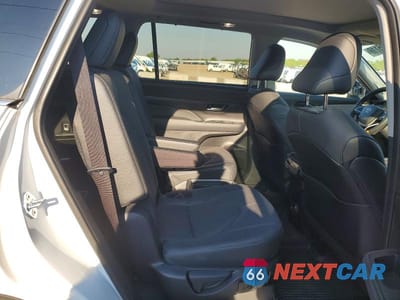 Zdjęcie 11 z 12 samochodu: 2026 TOYOTA GRAND HIGHLANDER LIMITED VIN:5TDAAAA51TS036976 - miniatura