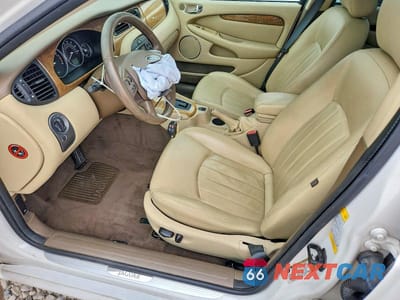 Zdjęcie 7 z 12 samochodu: 2006 JAGUAR X-TYPE 3.0 VIN:SAJWA51A56WE80428 - miniatura