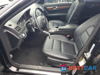Zdjęcie 7 z 12 samochodu: 2011 MERCEDES-BENZ C 300 VIN:WDDGF5EB1BR134508 - miniatura