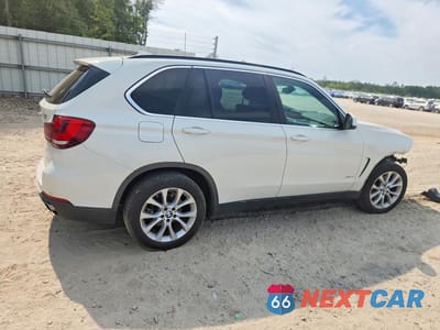 Trzecie zdjęcie samochodu z tyłu: 2016 BMW X5 XDRIVE35I VIN:5UXKR0C57G0U10745 - miniatura