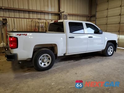 Trzecie zdjęcie samochodu z tyłu: 2018 CHEVROLET SILVERADO K1500 VIN:3GCUKNEH4JG430294 - miniatura