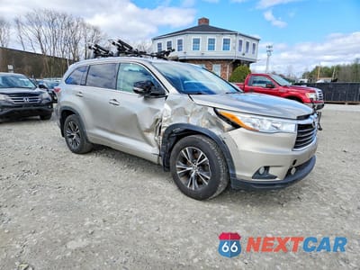 Czwarte zdjęcie samochodu z boku: 2016 TOYOTA HIGHLANDER XLE VIN:5TDJKRFH4GS254804 - miniatura