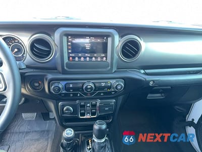 Zdjęcie 14 z 14 samochodu: 2023 JEEP GLADIATOR SPORT VIN:1C6HJTAG4PL564716 - miniatura