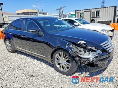 Czwarte zdjęcie samochodu z boku: 2010 HYUNDAI GENESIS 4.6L V8 VIN:KMHGC4DF2AU100165 - miniatura