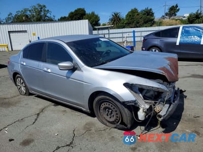 Czwarte zdjęcie samochodu z boku: 2010 HONDA ACCORD LX VIN:1HGCP2F30AA082069 - miniatura