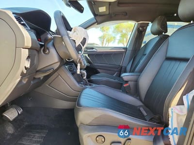 Zdjęcie 7 z 13 samochodu: 2022 VOLKSWAGEN TIGUAN SE R-LINE BLACK VIN:3VVCB7AX3NM110283 - miniatura