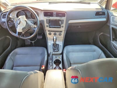 Zdjęcie 8 z 13 samochodu: 2015 VOLKSWAGEN GOLF SPORTWAGEN TDI S VIN:3VWCA7AU8FM508885 - miniatura