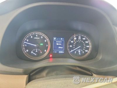 Zdjęcie 9 z 13 samochodu: 2017 HYUNDAI TUSCON VIN:KM8J3CA44HU520118 - miniatura