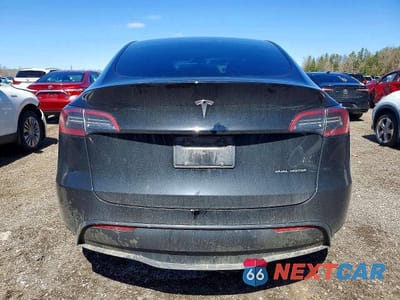 Zdjęcie 6 z 13 samochodu: 2023 TESLA MODEL Y VIN:LRWYGDEEXPC266657 - miniatura