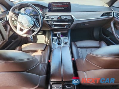 Zdjęcie 8 z 12 samochodu: 2017 BMW 540 XI VIN:WBAJE7C34HG887476 - miniatura