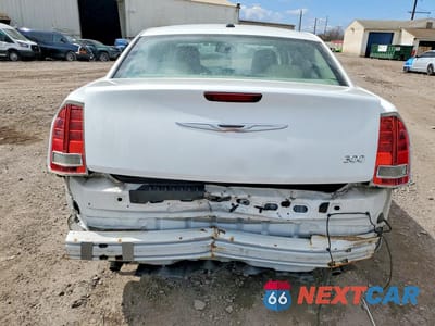 Zdjęcie 6 z 11 samochodu: 2013 CHRYSLER 300 VIN:2C3CCAAG9DH527711 - miniatura