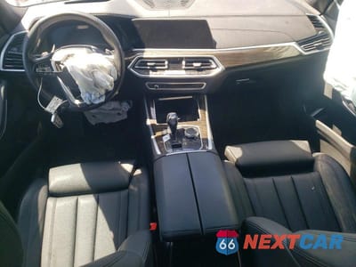 Zdjęcie 8 z 13 samochodu: 2020 BMW X5 SDRIVE 40I VIN:5UXCR4C04L9B11612 - miniatura