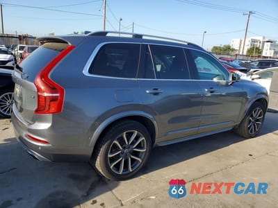 Trzecie zdjęcie samochodu z tyłu: 2018 VOLVO XC90 T6 VIN:YV4A22PK8J1391165 - miniatura