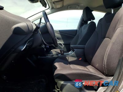 Zdjęcie 7 z 13 samochodu: 2020 TOYOTA PRIUS VIN:JTDKARFP2L3153450 - miniatura