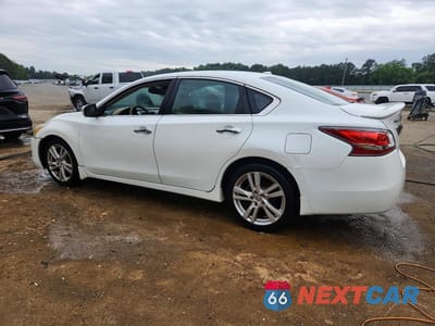 Drugie zdjęcie samochodu z przodu: 2013 NISSAN ALTIMA 3.5 S VIN:1N4BL3AP2DN495250 - miniatura