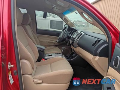 Piąte zdjęcie samochodu w środku: 2014 TOYOTA TACOMA PRERUNNER VIN:5TFJX4GN3EX029841 - miniatura