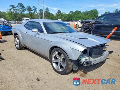 Czwarte zdjęcie samochodu z boku: 2020 DODGE CHALLENGER SXT VIN:2C3CDZAG6LH207031 - miniatura