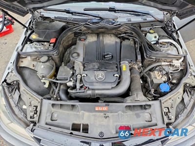 Zdjęcie 11 z 12 samochodu: 2014 MERCEDES-BENZ C 250 VIN:WDDGJ4HB7EG292484 - miniatura