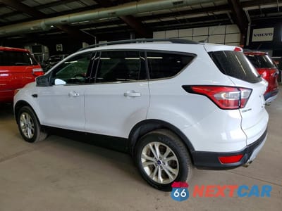 Drugie zdjęcie samochodu z przodu: 2017 FORD ESCAPE SE VIN:1FMCU9GD2HUE98376 - miniatura