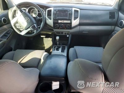 Zdjęcie 8 z 12 samochodu: 2012 TOYOTA TACOMA DOUBLE CAB PRERUNNER VIN:3TMJU4GN3CM134469 - miniatura