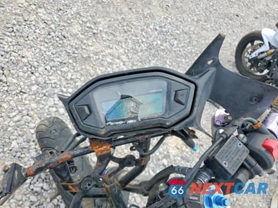 Zdjęcie 13 z 20 samochodu: 2015 HONDA CBR500 R VIN:MLHPC4469F5200945 - miniatura