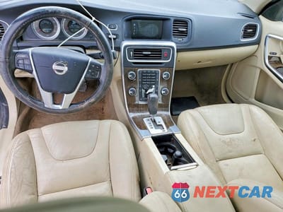 Zdjęcie 8 z 12 samochodu: 2012 VOLVO S60 T6 VIN:YV1902FH9C2090431 - miniatura