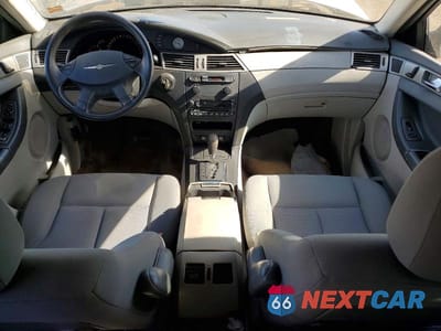 Zdjęcie 8 z 13 samochodu: 2008 CHRYSLER PACIFICA LX VIN:2A8GM48L78R659440 - miniatura