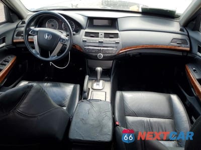 Zdjęcie 8 z 12 samochodu: 2011 HONDA ACCORD EXL VIN:1HGCP2F82BA112329 - miniatura