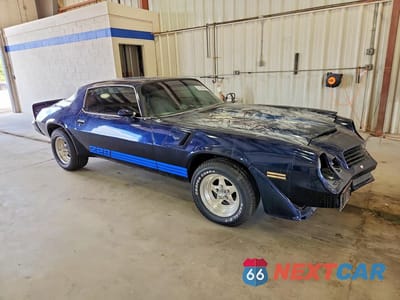 Czwarte zdjęcie samochodu z boku: 1981 CHEVROLET CAMARO VIN:1G1AP87L2BN129242 - miniatura
