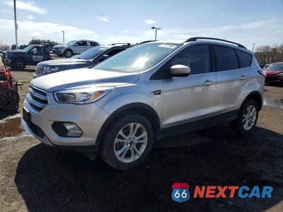2018 FORD ESCAPE SE 1FMCU9GD8JUC88788 - główne zdjęcie licytacji z USA - miniatura