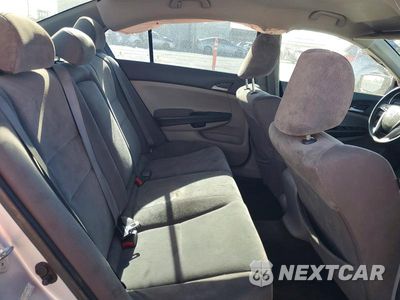 Zdjęcie 10 z 13 samochodu: 2010 HONDA ACCORD LXP VIN:1HGCP2F49AA194846 - miniatura