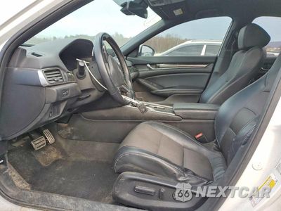 Zdjęcie 7 z 12 samochodu: 2018 HONDA ACCORD SPORT VIN:1HGCV1F31JA209105 - miniatura