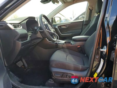 Zdjęcie 7 z 13 samochodu: 2024 TOYOTA RAV4 HYBRID XLE VIN:JTMRWRFV3RD209462 - miniatura