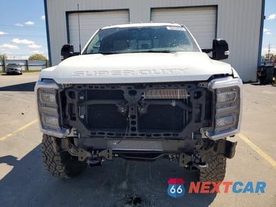 Piąte zdjęcie samochodu w środku: 2026 FORD F250 SUPER DUTY VIN:1FT8W2BM4TED75670 - miniatura