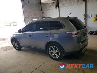 Drugie zdjęcie samochodu z przodu: 2015 MITSUBISHI OUTLANDER SE VIN:JA4AD3A35FZ008452 - miniatura