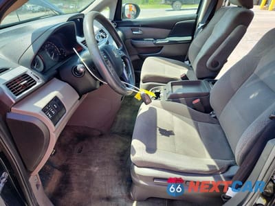 Zdjęcie 7 z 13 samochodu: 2014 HONDA ODYSSEY EX VIN:5FNRL5H48EB127347 - miniatura