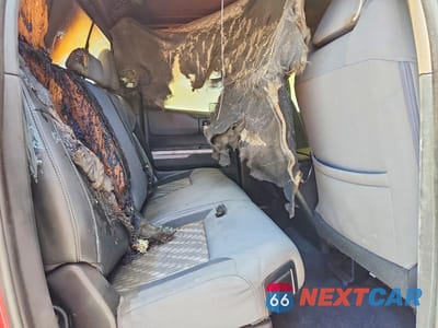Zdjęcie 10 z 12 samochodu: 2019 TOYOTA TUNDRA SR5 VIN:5TFRM5F10KX144280 - miniatura