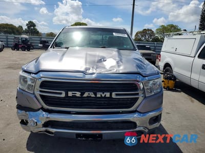 Piąte zdjęcie samochodu w środku: 2020 RAM 1500 BIG HORN VIN:1C6SRFBT4LN315911 - miniatura