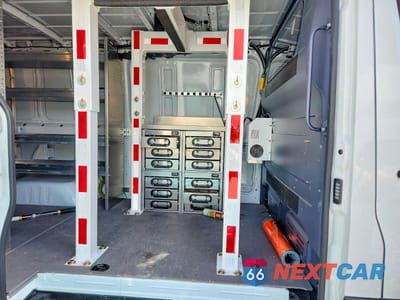 Zdjęcie 10 z 12 samochodu: 2024 MERCEDES-BENZ SPRINTER 3500 XD VAN WITH BUCKET LIFT VIN:W1Y8NB3Y8RT164105 - miniatura