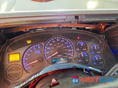 Zdjęcie 9 z 13 samochodu: 2002 CHEVROLET TAHOE K1500 VIN:1GNEK13Z02J169326 - miniatura