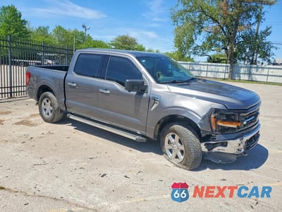Czwarte zdjęcie samochodu z boku: 2024 FORD F150 XLT VIN:1FTFW3L50RKE43753 - miniatura