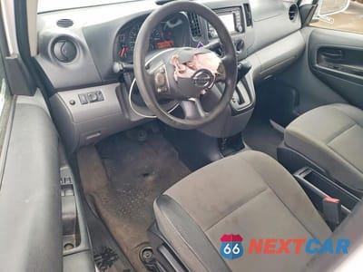 Zdjęcie 8 z 12 samochodu: 2017 NISSAN NV200 SV VIN:3N6CM0KN0HK720216 - miniatura