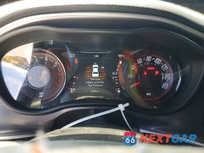 Zdjęcie 9 z 12 samochodu: 2021 DODGE CHALLENGER R VIN:2C3CDZBT0MH631334 - miniatura